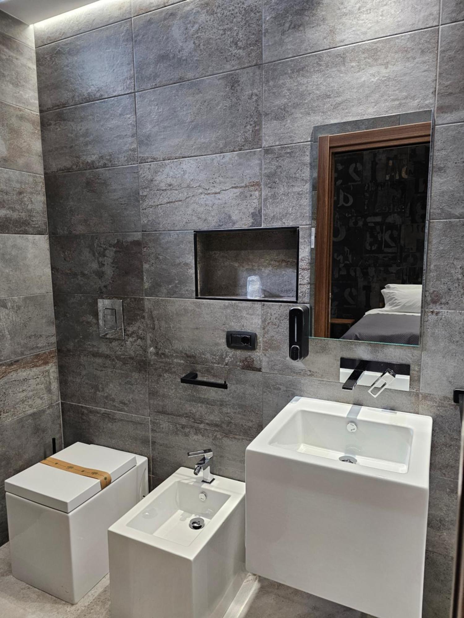 Binario1 Rooms Barletta Exterior photo